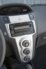 Toyota Yaris 2005 года